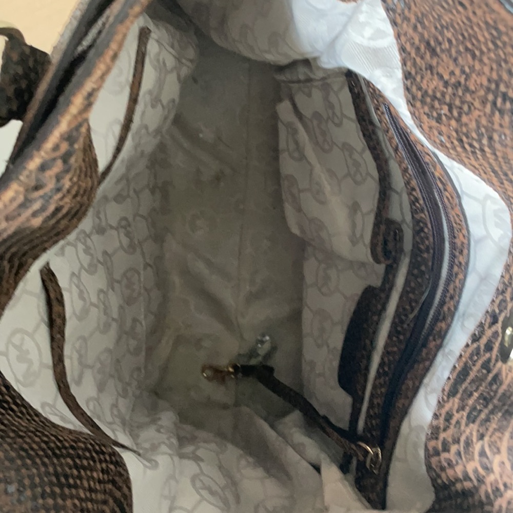 Michael Kors Large Handbag - Picture 4 of 6